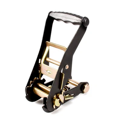 Kopča za remen s čegrtaljkom za pričvršćivanje kamiona s crnom obloženom širokom gumenom ručkom